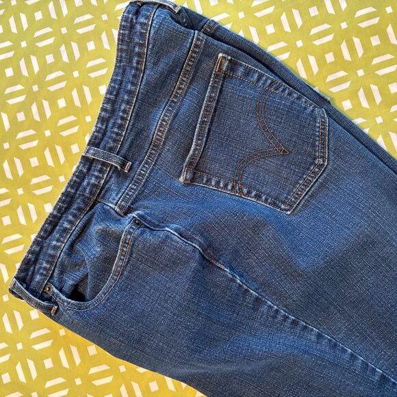 💥💥 Levi’s 580 Bootcut Jeans 💥💥 - Picture 2 of 9